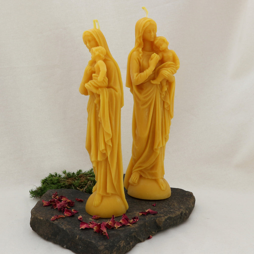 Mutter Maria, Madonnakerze aus Bienenwachs