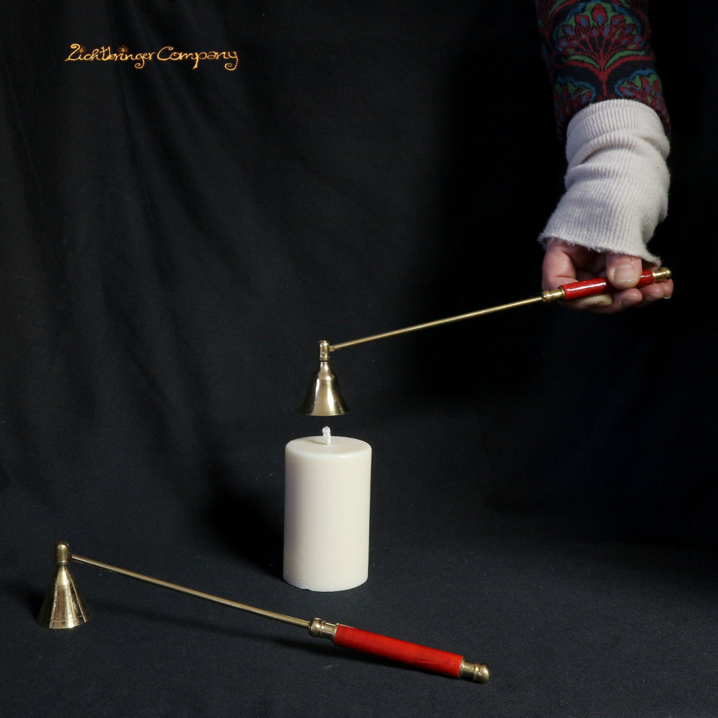 Candle snuffer with swivel head