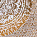 Mandala Wandtuch in fließenden Ocker-Braun-Tönen, 230 x 210 cm, Detailansicht