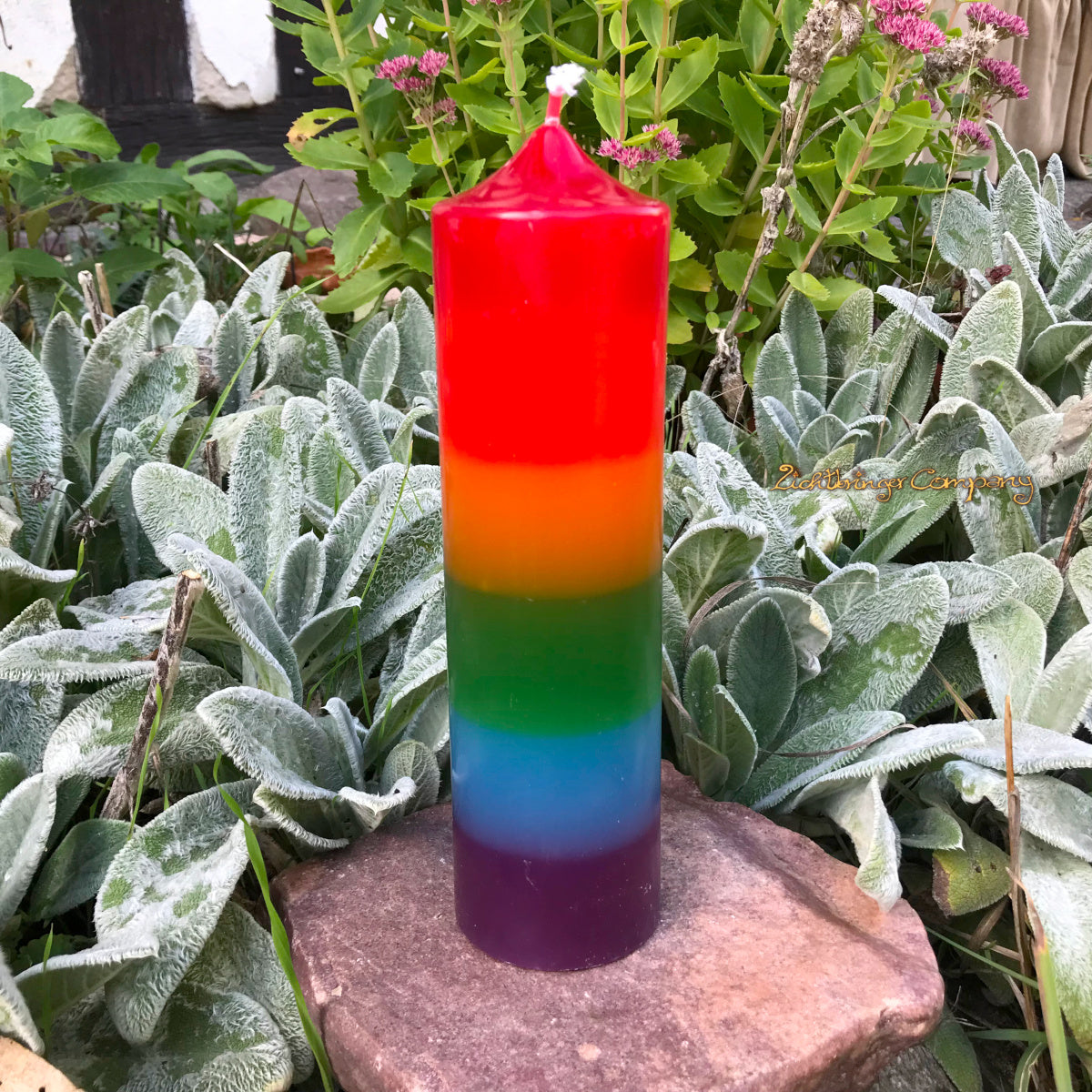 Regenbogenkerze Höhe 21 cm, handgegossen aus Paraffin, aus der Lichtbringer Kerzenmanufaktur