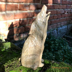 Heulender Wolf - Halter für Räucherkegel
