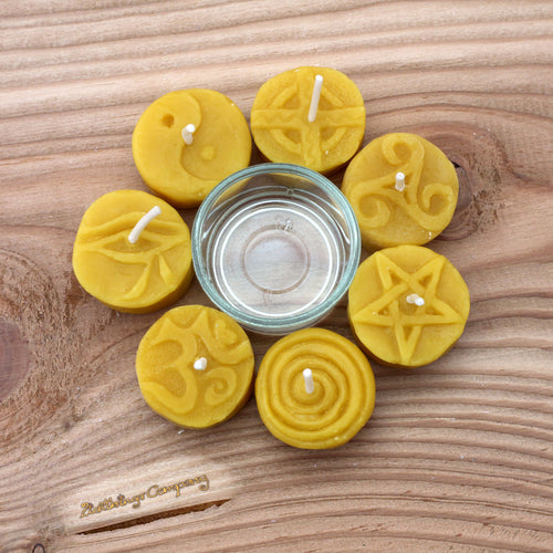 7 Teelichte mit 7 Symbolen aus der spirituellen Welt und ein Teelichtglas: Weltenlichter von der Lichtbringer Company